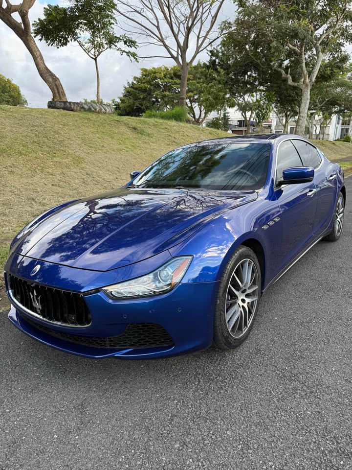 2016 Maserati Ghibli