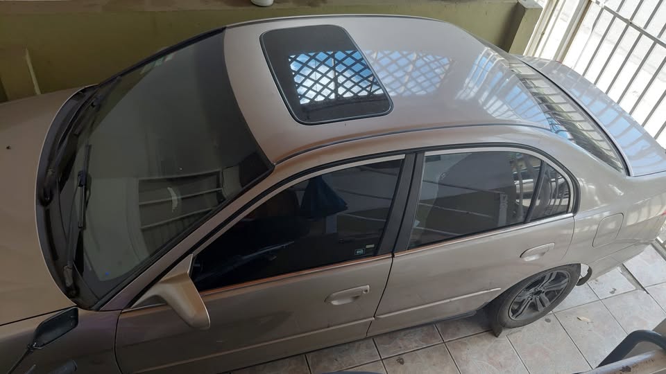 2001 Honda Civic - foto 2