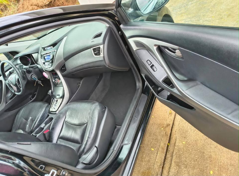 2013 Hyundai Elantra - foto 4
