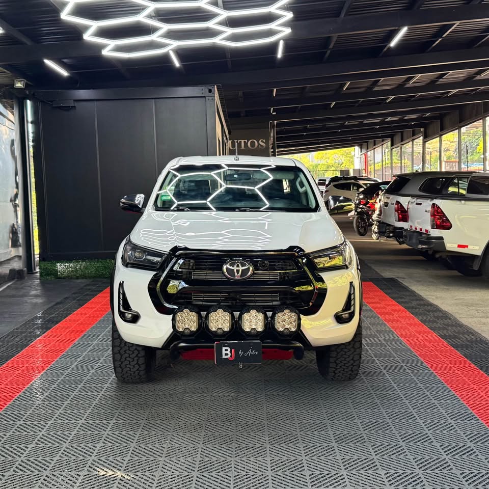 2018 Toyota Hilux - foto 2