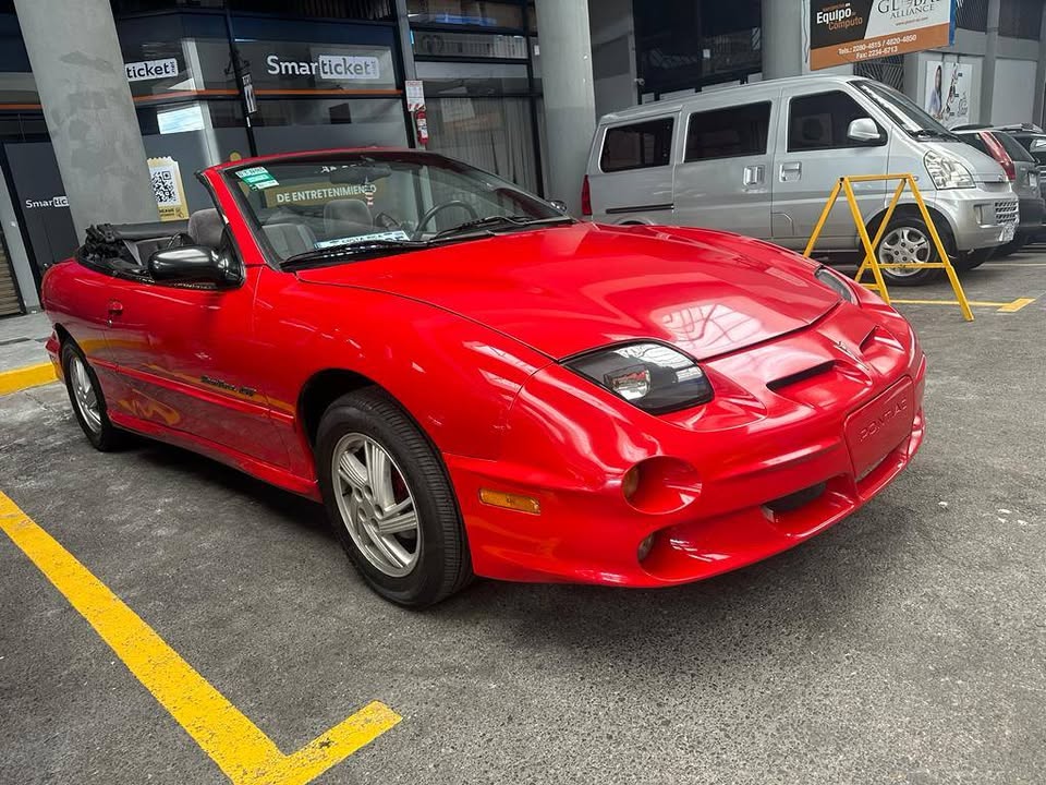 2000 Pontiac Sunfire - foto 2