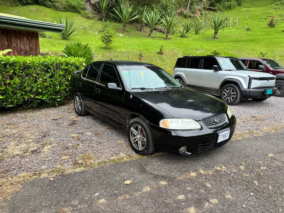 2001 Nissan Sentra - foto 4