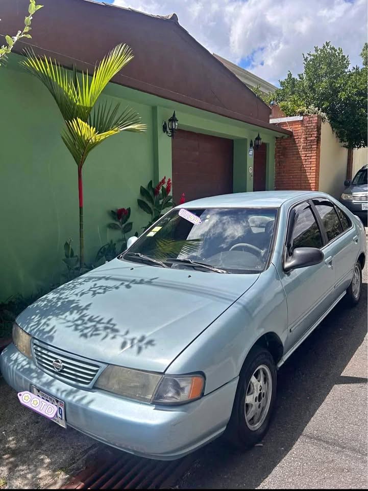 1997 Nissan Sentra - foto 3