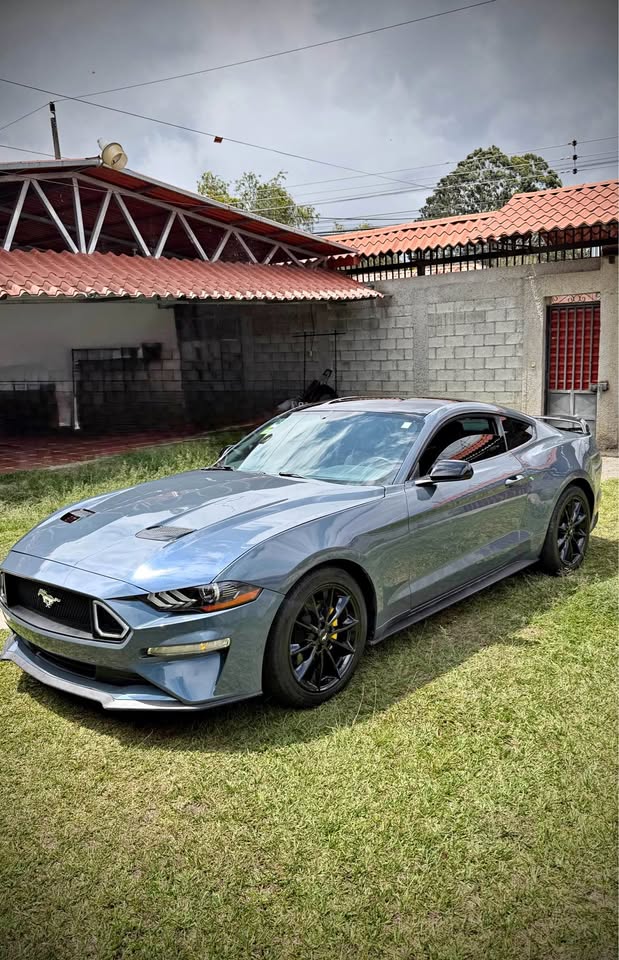 2018 Ford Mustang