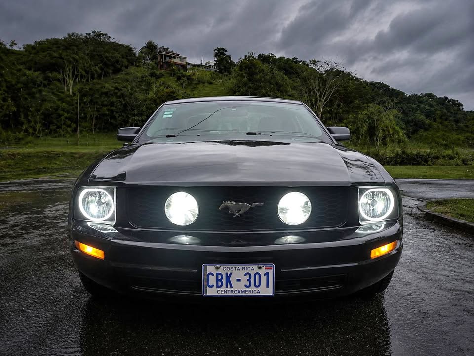 2008 Ford Mustang - foto 2
