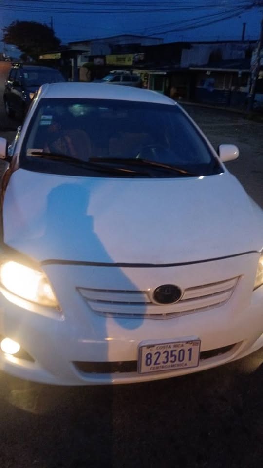 2009 Toyota Corolla - foto 2