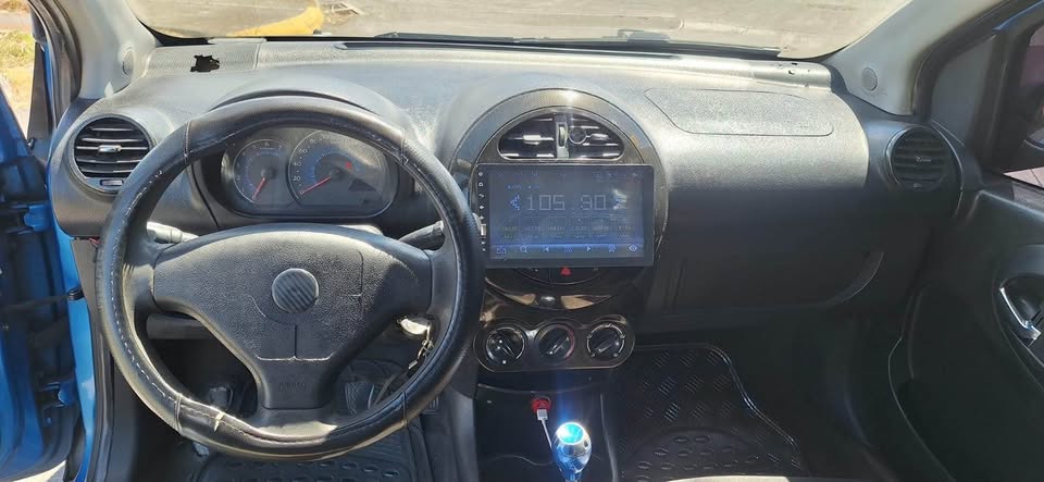 2013 Geely Emgrand - foto 4
