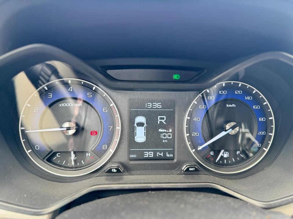 2023 Geely Coolray - foto 3
