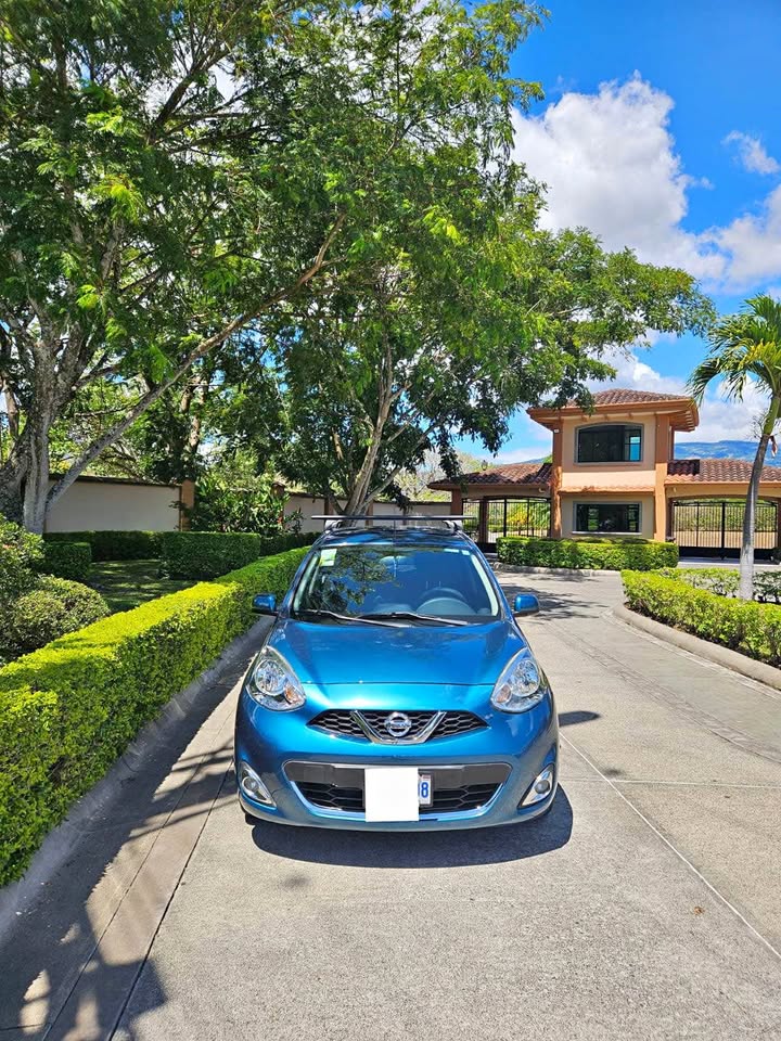 2016 Nissan March