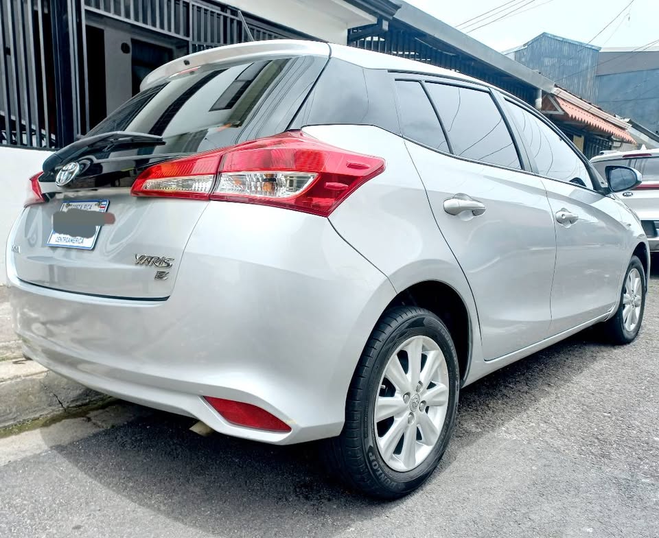 2018 Toyota Yaris - foto 2