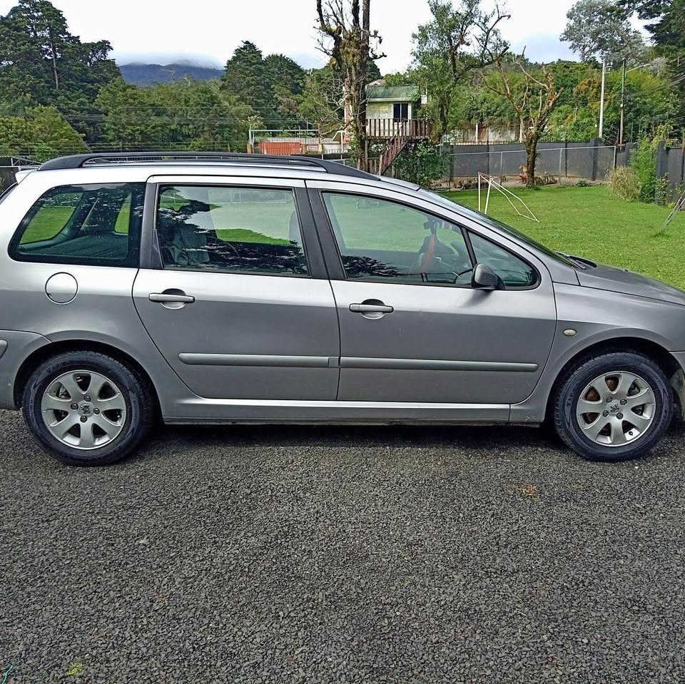 2005 Peugeot 307