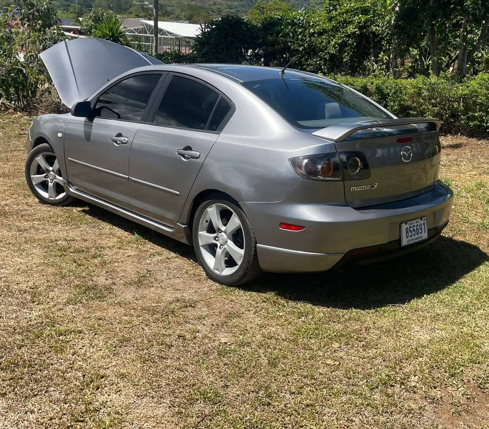 2004 Mazda Mazda3