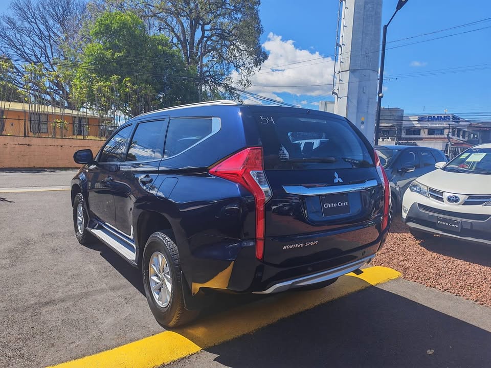 2017 Mitsubishi Montero - foto 4