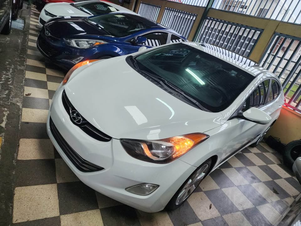 2012 Hyundai Elantra - foto 5