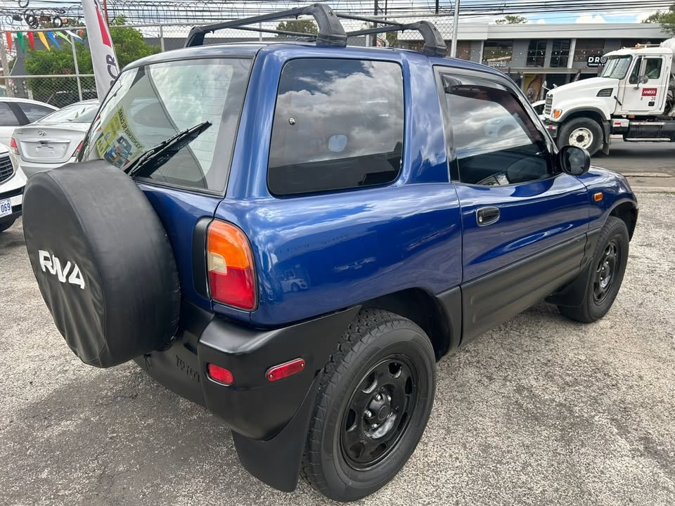 1997 Toyota RAV4 - foto 4