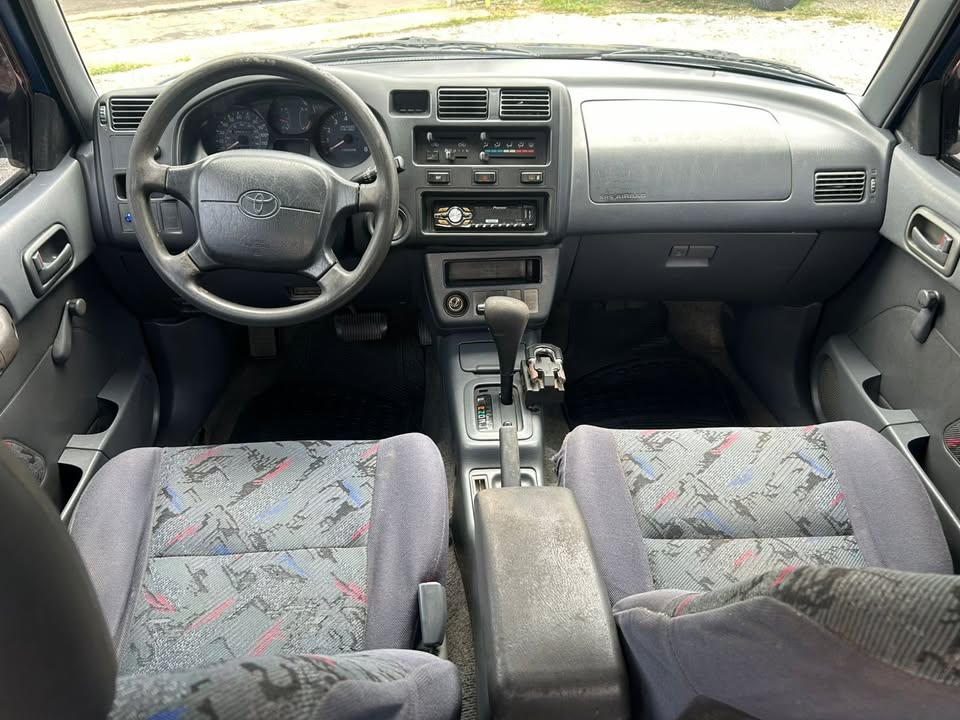 1997 Toyota RAV4 - foto 5