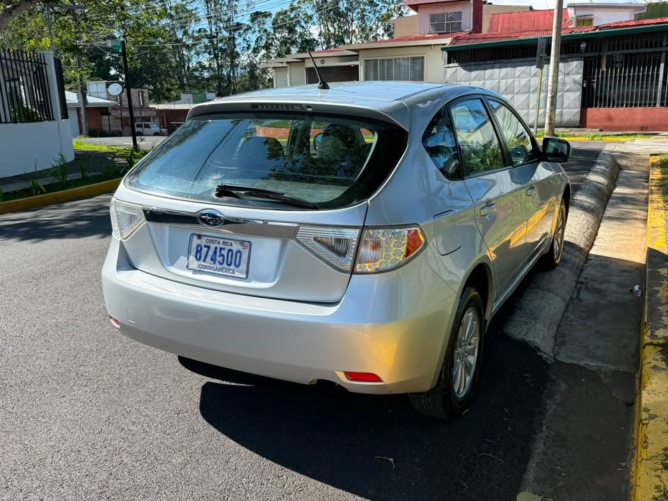 2010 Subaru Impreza - foto 5