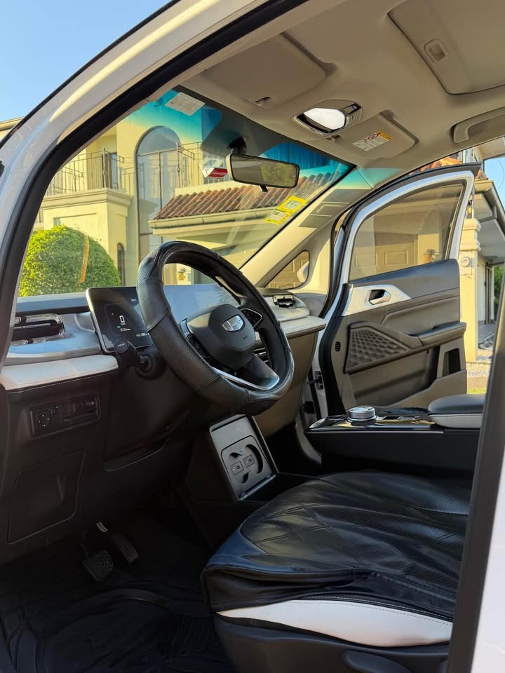 2025 Geely Geometry E - foto 3