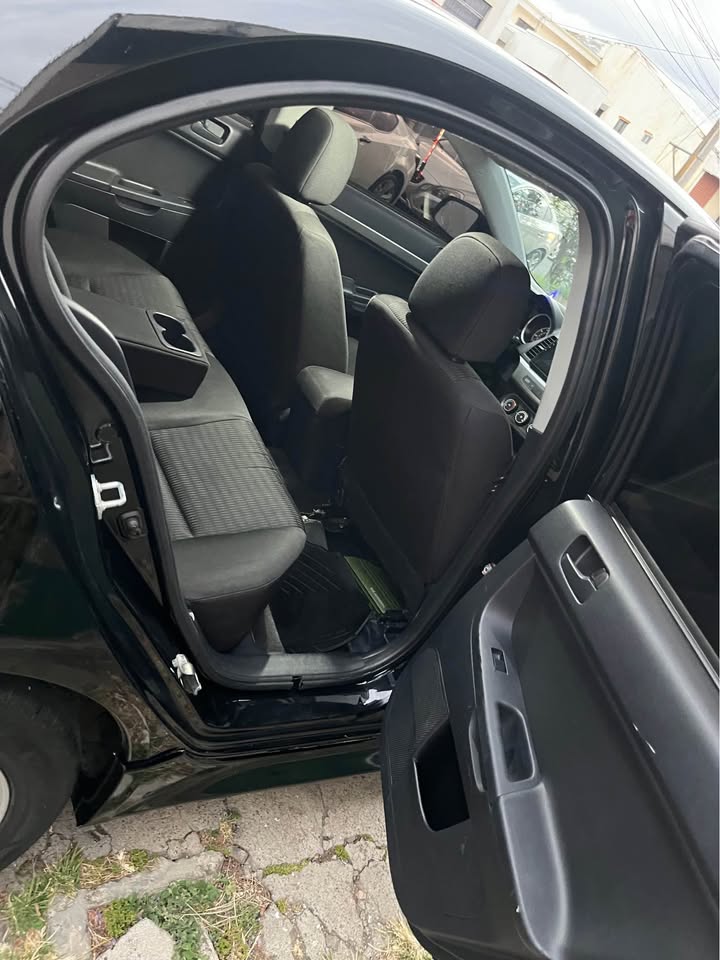 2012 Mitsubishi Lancer - foto 2