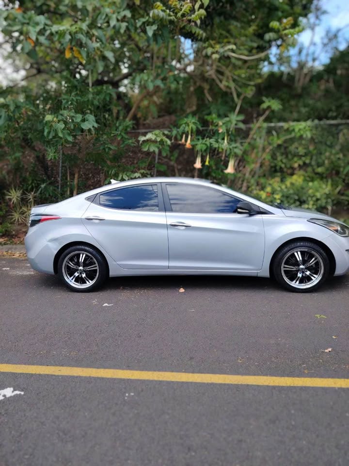 2013 Hyundai Elantra - foto 5