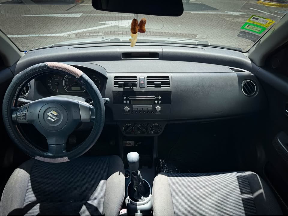 2007 Suzuki Swift - foto 5
