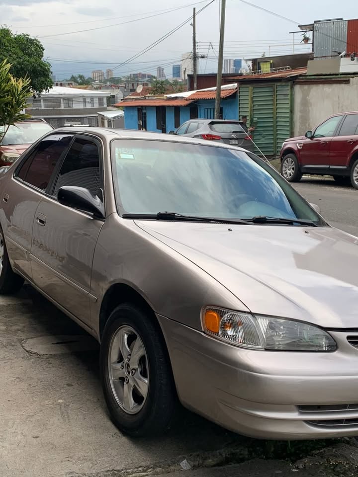 1998 Toyota Corolla - foto 4