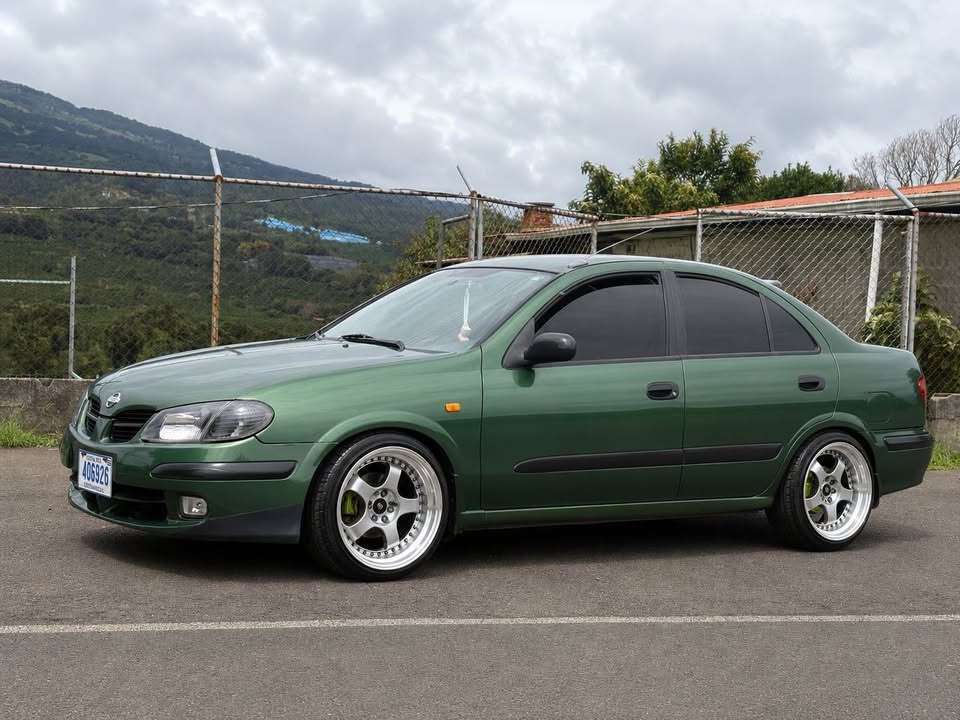 2001 Nissan Almera - foto 3