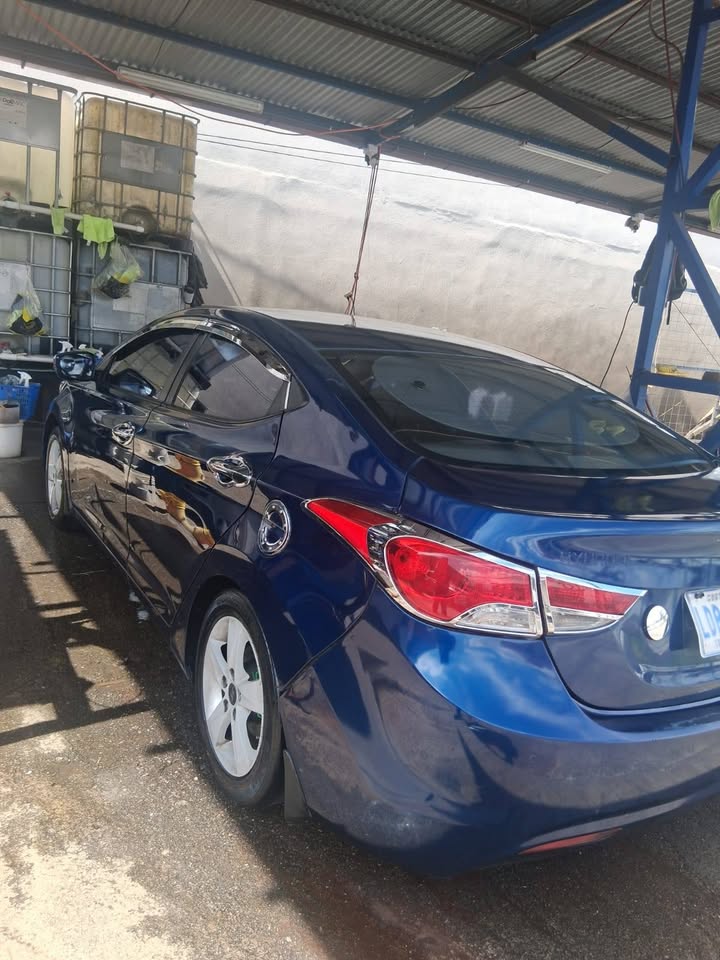 2013 Hyundai Elantra - foto 2