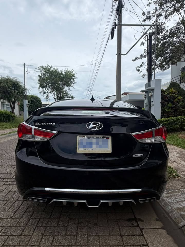 2012 Hyundai Elantra - foto 3