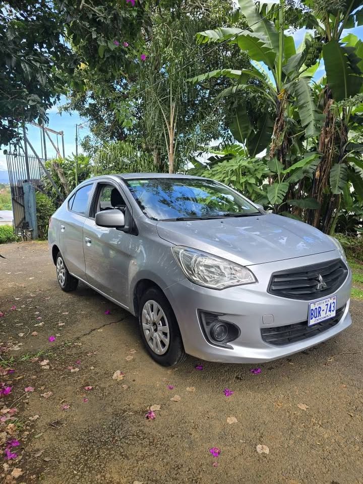 2018 Mitsubishi Mirage - foto 3