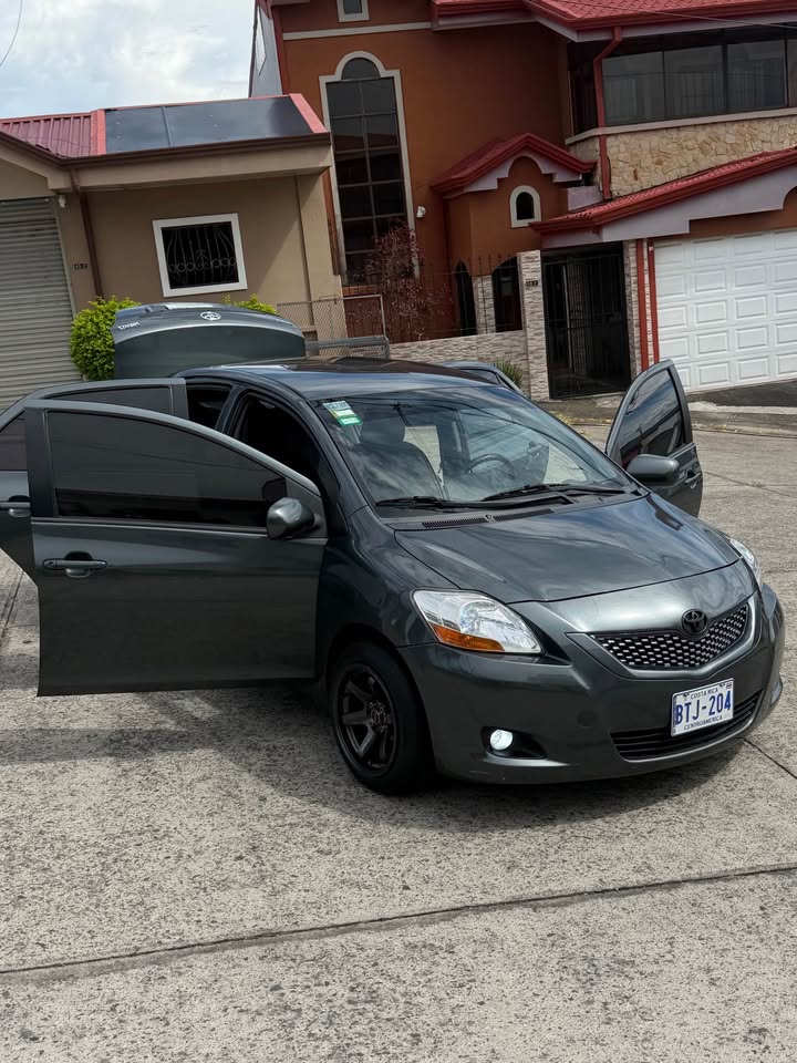 2009 Toyota Yaris - foto 3