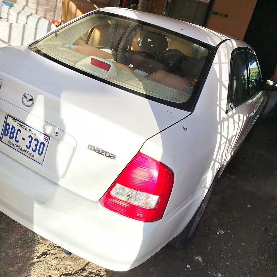 2002 Mazda Protege