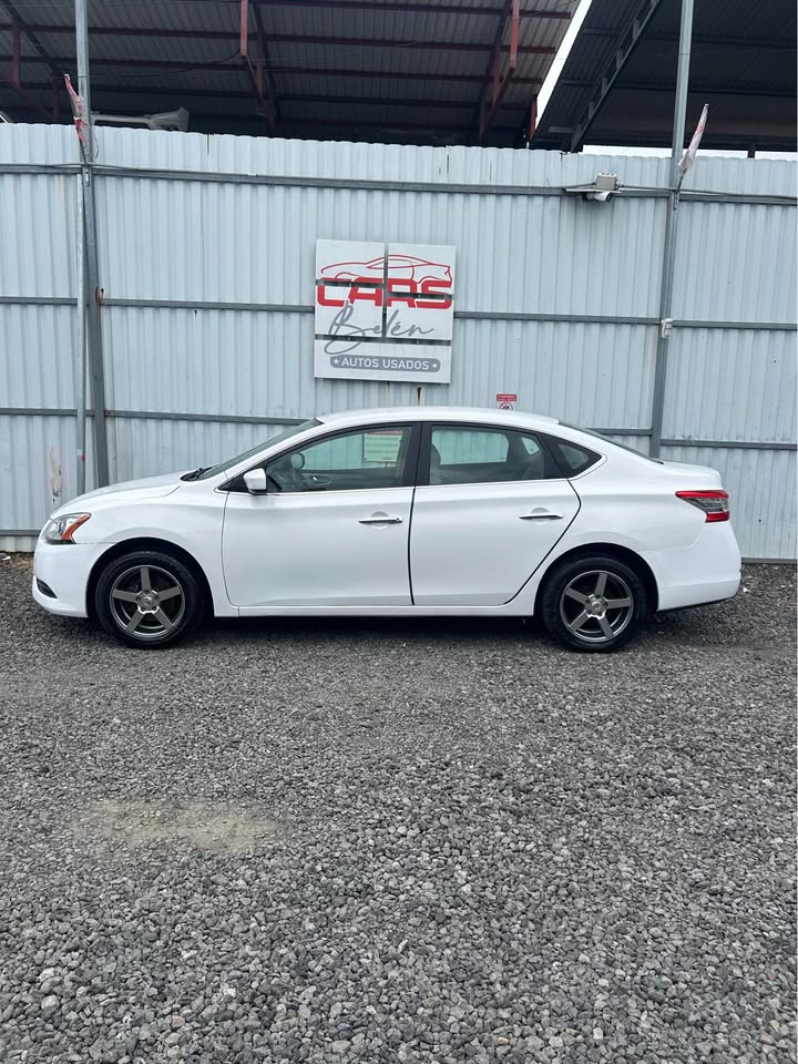 2015 Nissan Sentra - foto 3