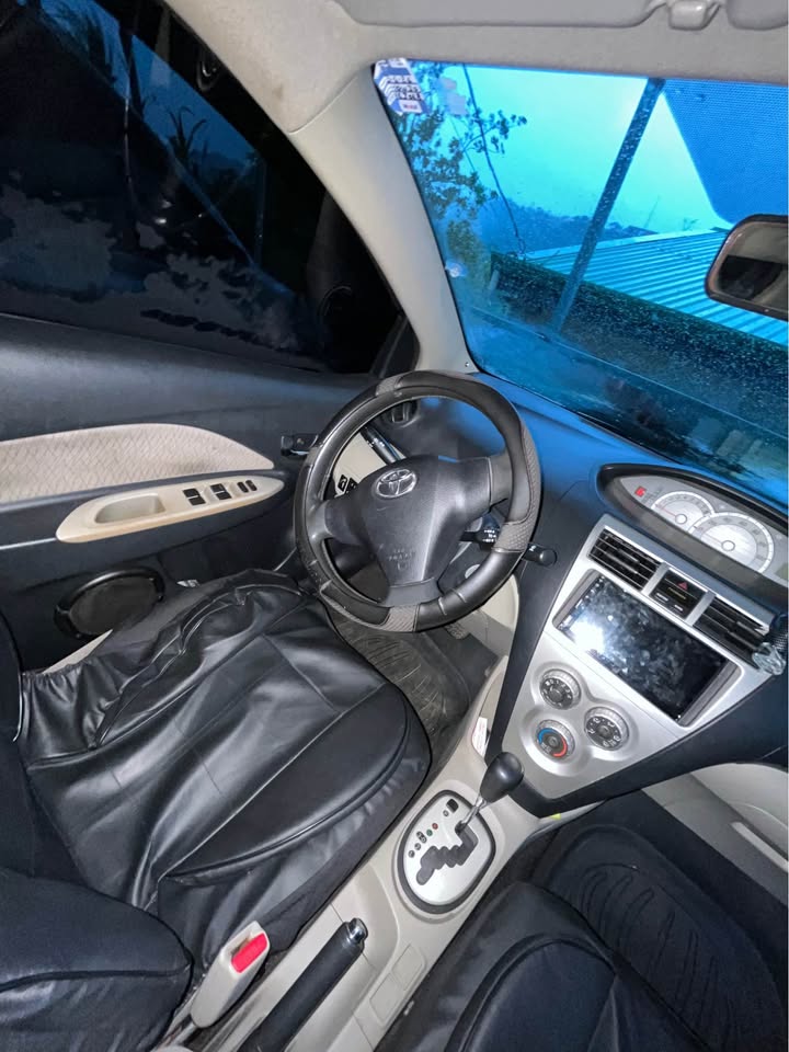 2027 Toyota Yaris - foto 5