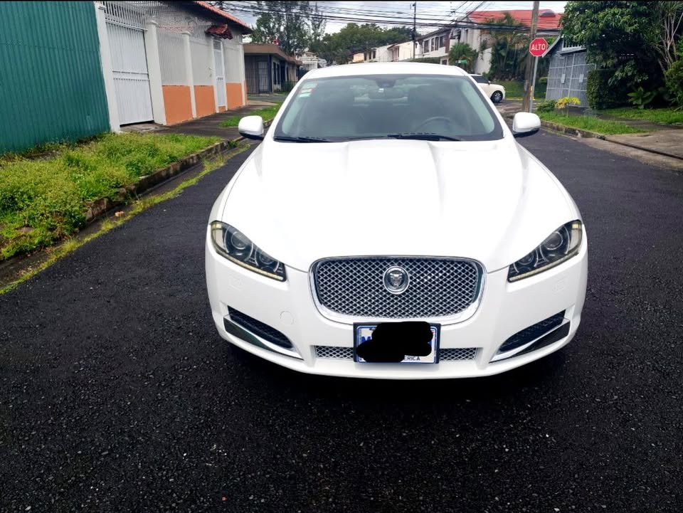 2013 Jaguar XF - foto 2