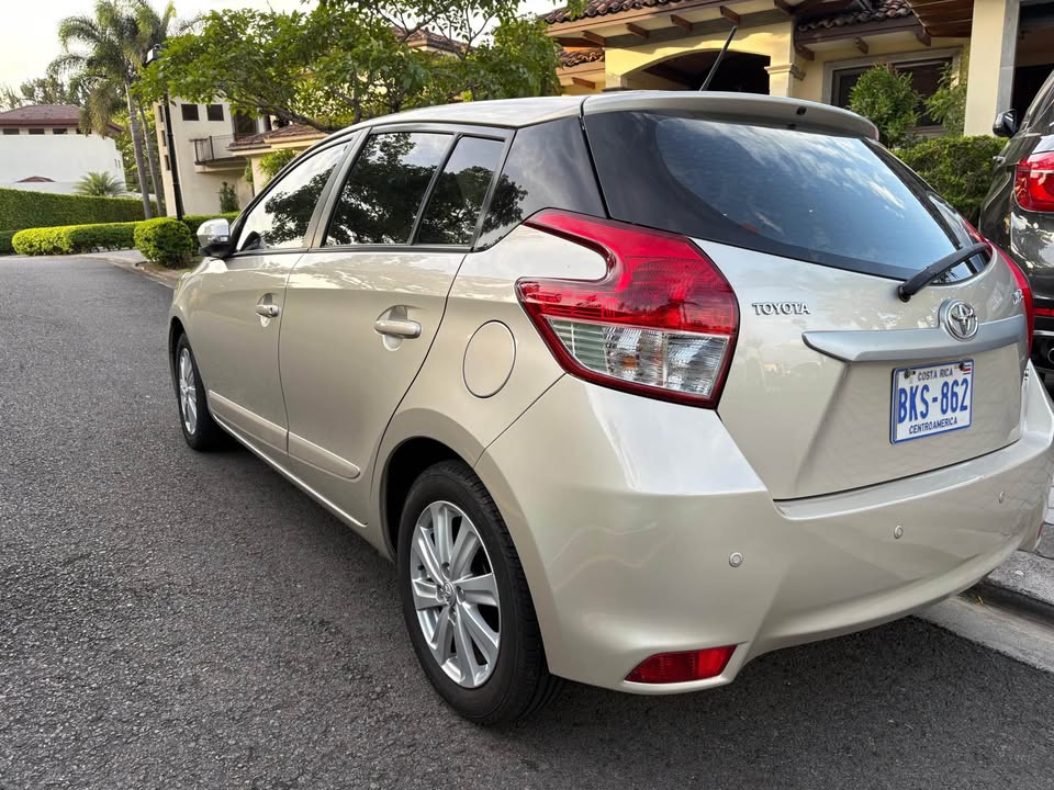 2017 Toyota Yaris - foto 3