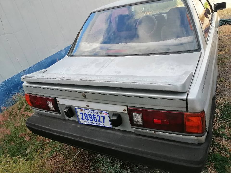 1989 Nissan Sentra - foto 3
