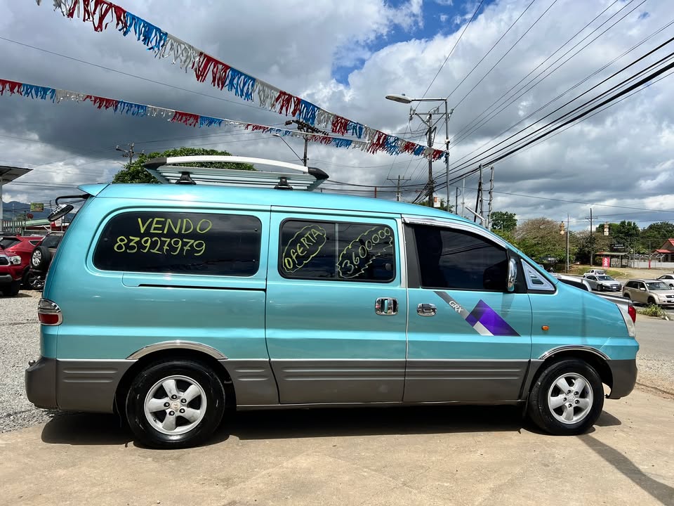 2004 Hyundai H-1 - foto 4