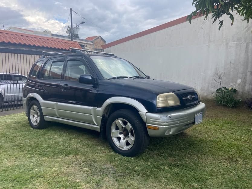 2000 Suzuki Vitara - foto 2
