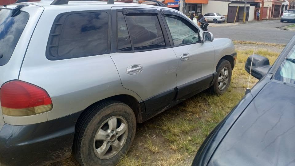2006 Hyundai Santa Fe - foto 2
