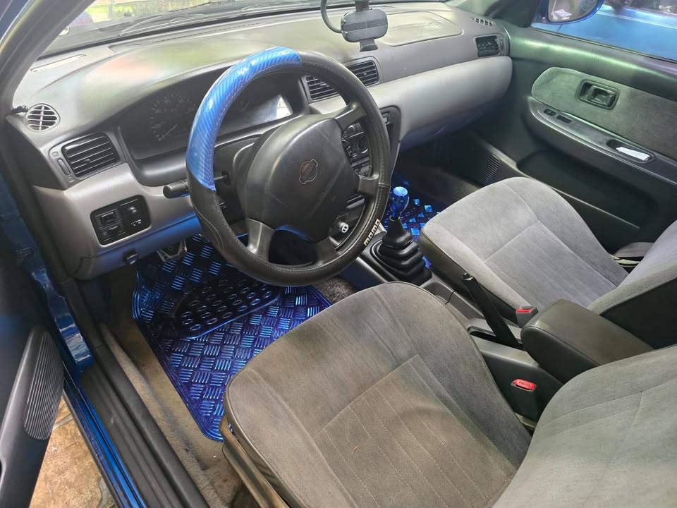 1996 Nissan Sentra - foto 3