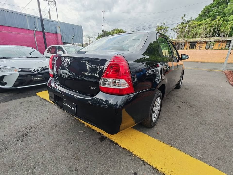2018 Toyota Etios - foto 4