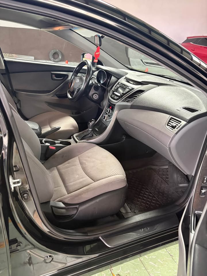 2016 Hyundai Elantra - foto 3