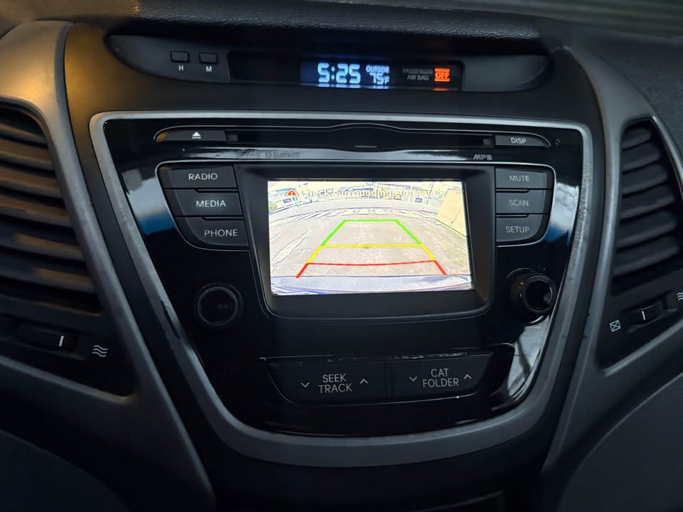 2016 Hyundai Elantra - foto 5