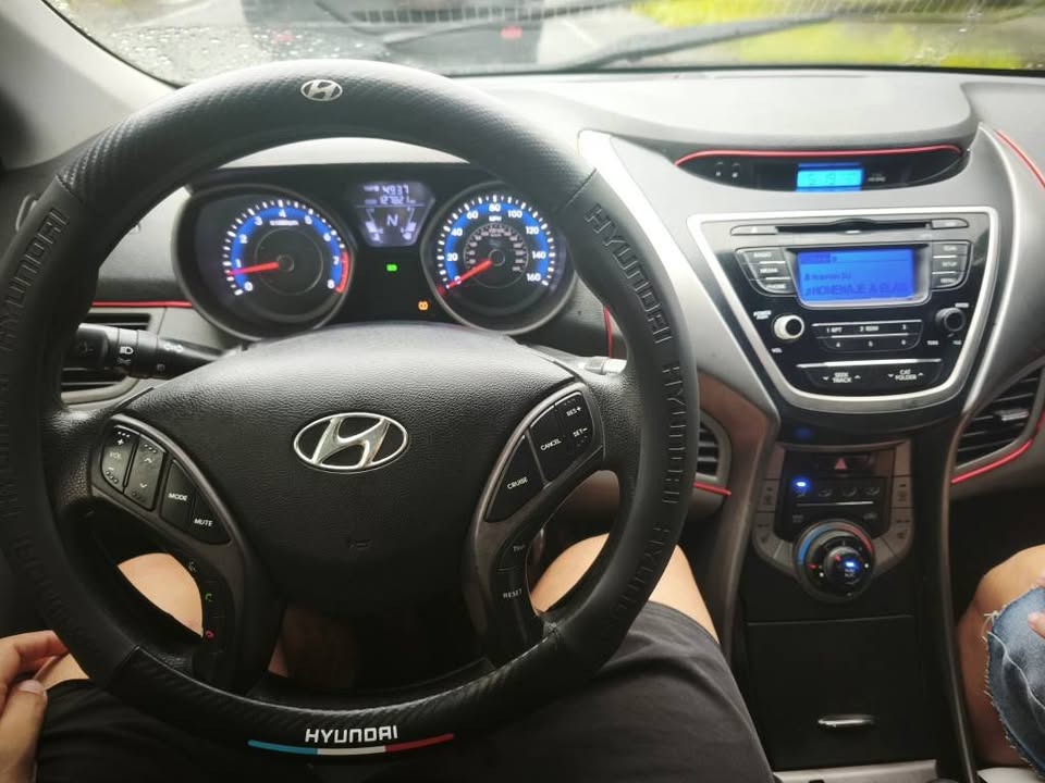 2013 Hyundai Elantra - foto 4