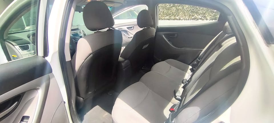2016 Hyundai Elantra - foto 3