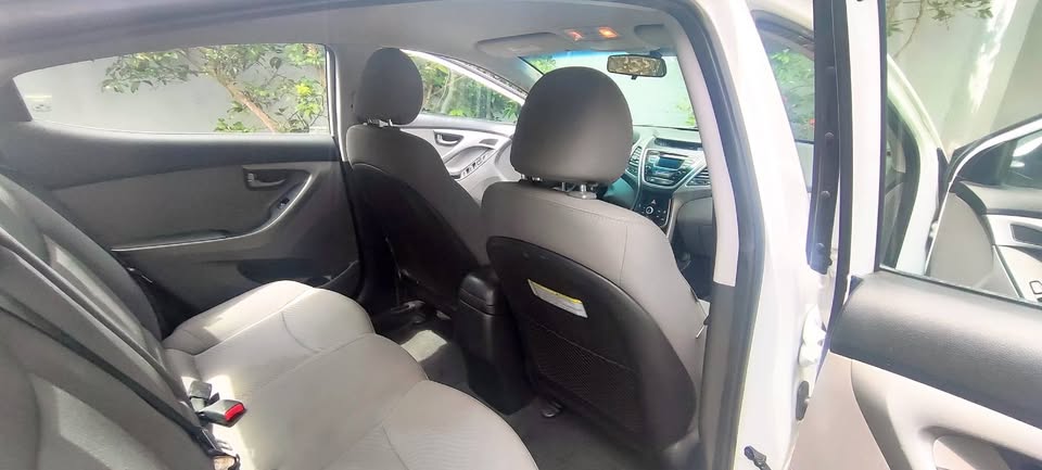 2016 Hyundai Elantra - foto 4