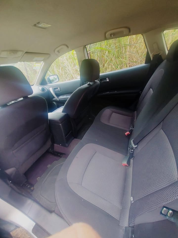2009 Nissan Rogue - foto 4