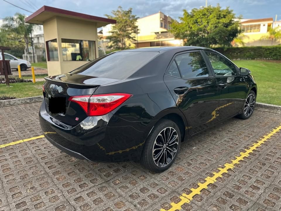 2015 Toyota Corolla - foto 5