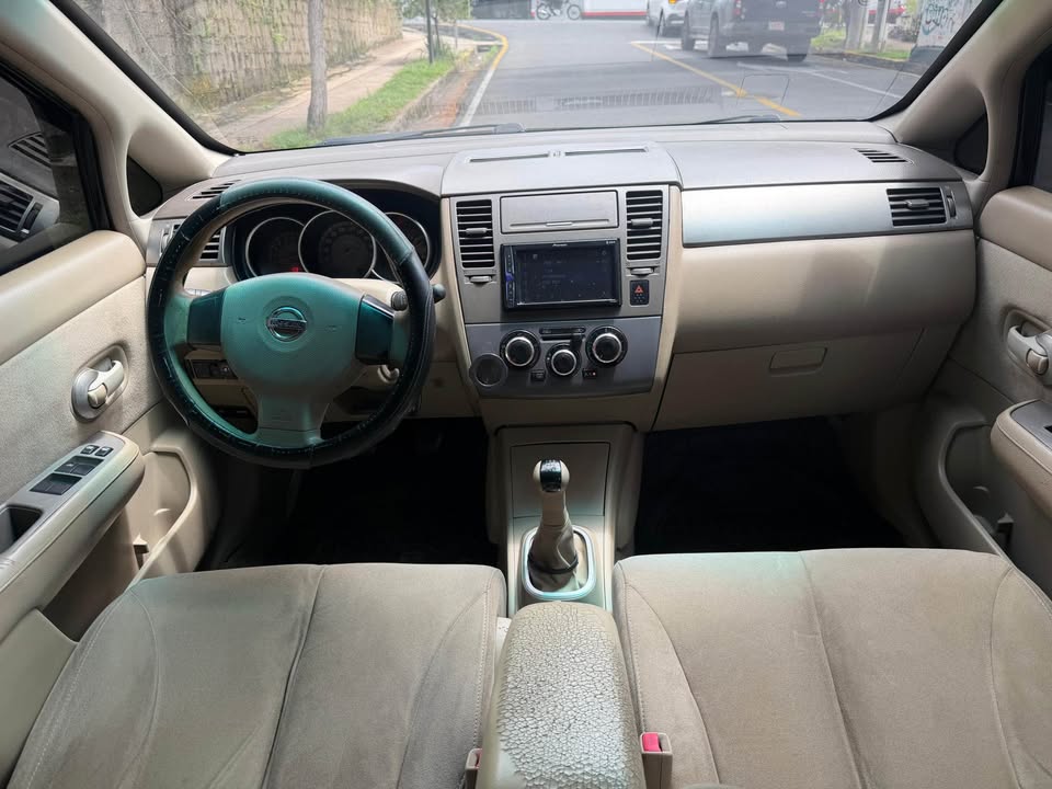 2007 Nissan Tiida - foto 5
